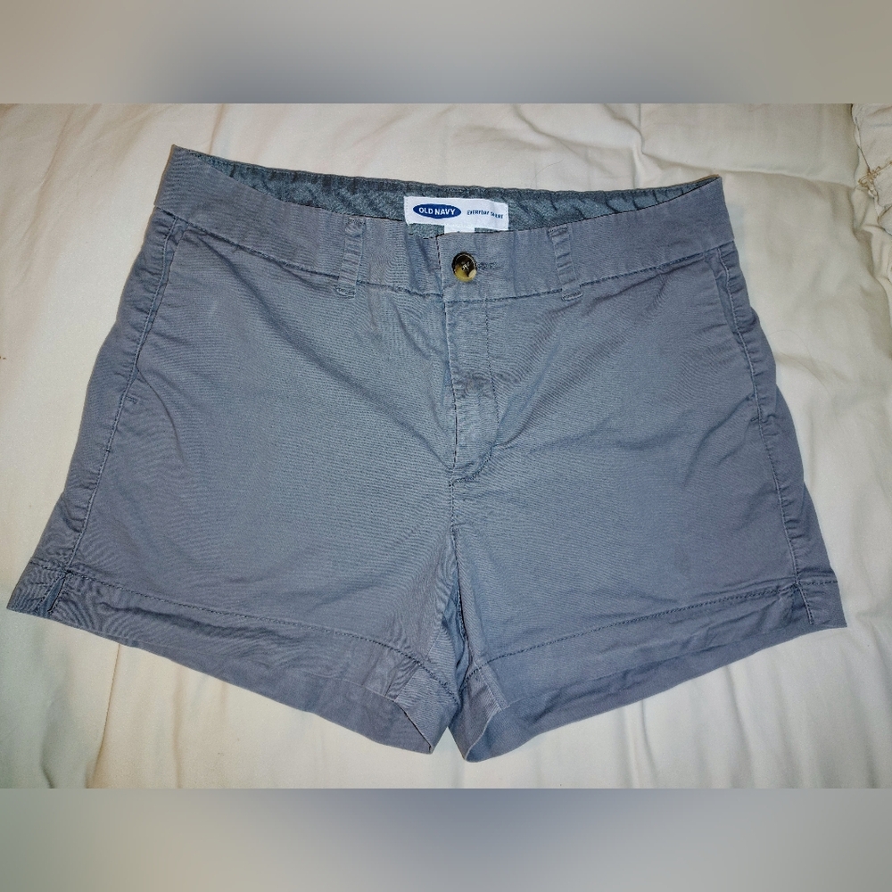 Old Navy Women's Kaki Green, Everyday Shorts